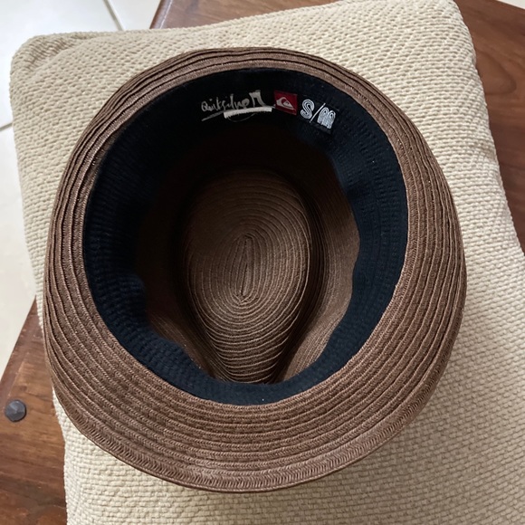 Quicksilver hat - Picture 7 of 8